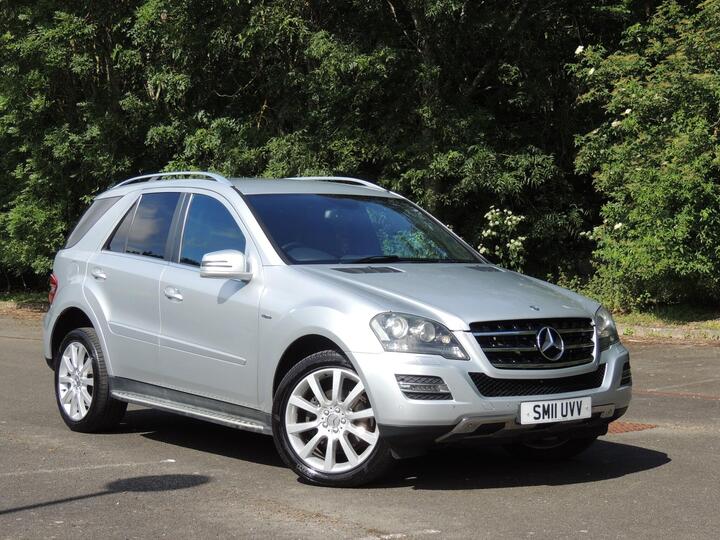 Mercedes-Benz M Class 3.0 ML350 CDI V6 BlueEfficiency Grand Edition G-Tronic 4WD Euro 5 5dr