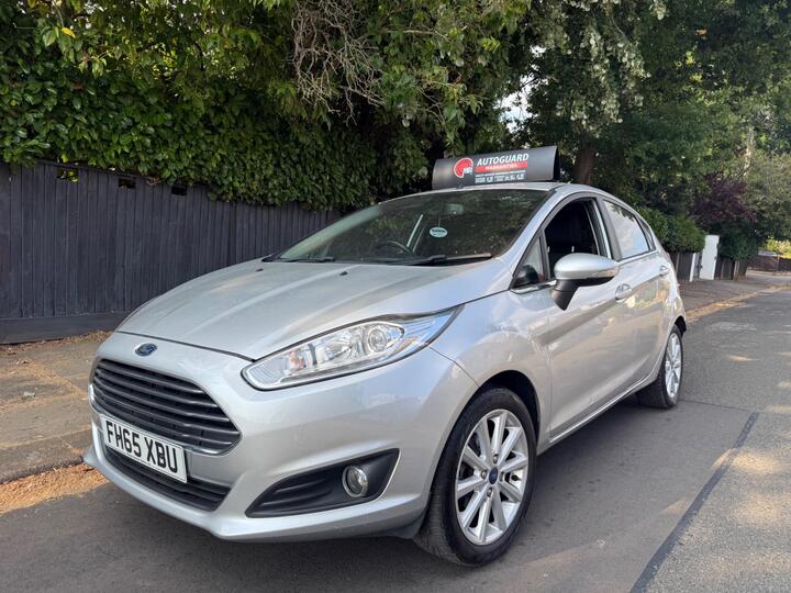 Ford Fiesta 1.0T EcoBoost Titanium Euro 6 (s/s) 5dr
