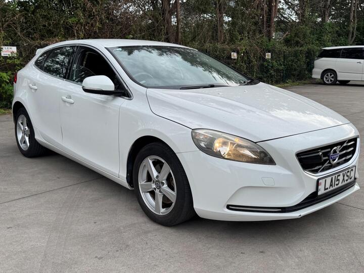 Volvo V40 1.6 T4 SE Lux Nav Powershift Euro 5 (s/s) 5dr