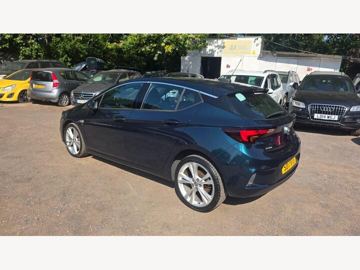 Vauxhall Astra 1.6 CDTi BlueInjection SRi VX Line Euro 6 (s/s) 5dr
