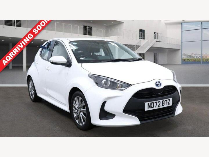 Toyota YARIS 1.5 VVT-h Icon E-CVT Euro 6 (s/s) 5dr