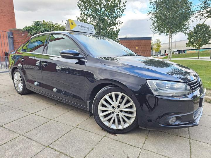 Volkswagen Jetta 2.0 TDI Sport Euro 5 4dr