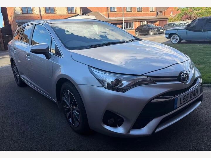 Toyota Avensis 1.6 D-4D Business Edition Plus Touring Sports Euro 6 (s/s) 5dr