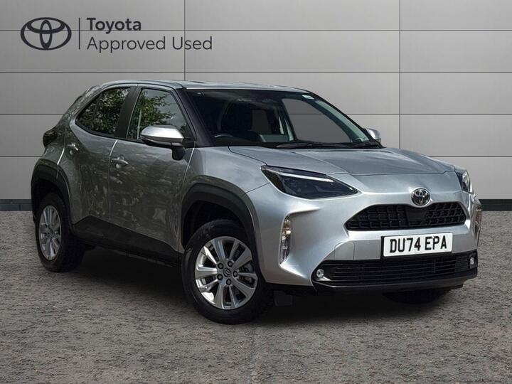 Toyota Yaris Cross 1.5 VVT-h Icon E-CVT Euro 6 (s/s) 5dr Toyota Yaris Cross 1.5 VVT-h Icon E-CVT Euro 6 (s/s) 5dr