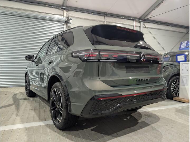 Volkswagen Tiguan 2.0 TSI R-Line DSG 4Motion Euro 6 (s/s) 5dr