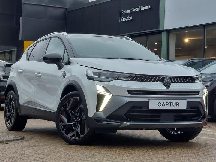 Renault Captur 1.8 E-TECH Esprit Alpine Auto Euro 6 (s/s) 5dr