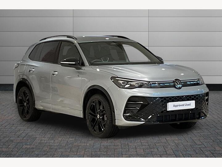 Volkswagen Tiguan 2.0 TDI R-Line DSG Euro 6 (s/s) 5dr