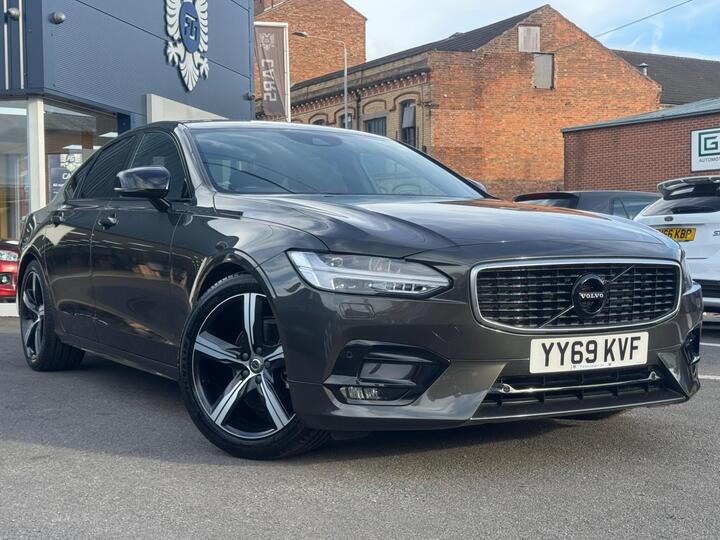 Volvo S90 2.0 T4 R-Design Plus Auto Euro 6 (s/s) 4dr