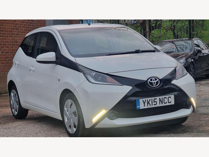 Toyota AYGO 1.0 VVT-i X-play Euro 5 5dr Euro 5