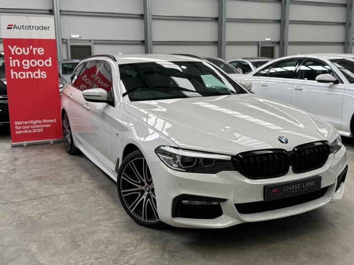 BMW 5 Series 3.0 530d M Sport Touring Auto XDrive Euro 6 (s/s) 5dr BMW 5 Series 3.0 530d M Sport Touring Auto XDrive Euro 6 (s/s) 5dr