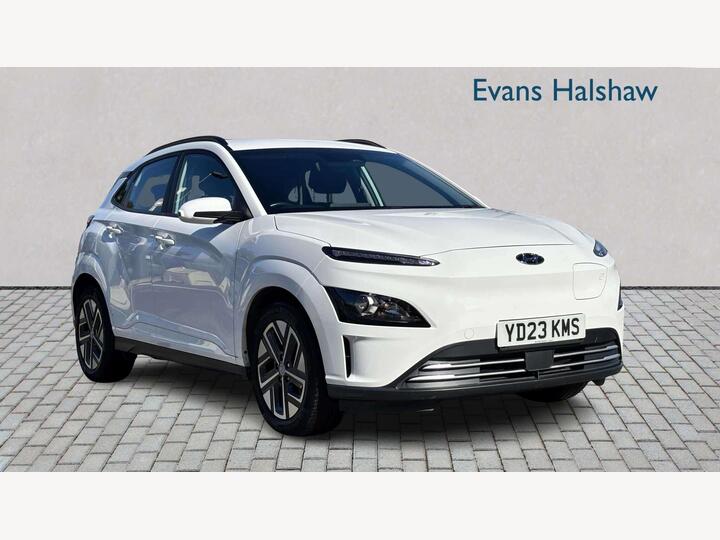 Hyundai KONA ELECTRIC HATCHBACK 39kWh SE Connect Auto 5dr (10.5kW Charger)