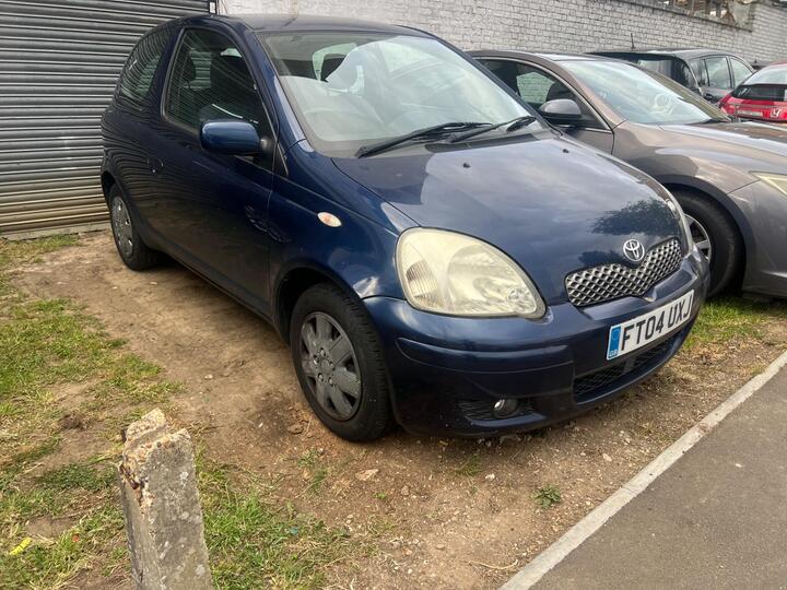 Toyota Yaris 1.0 VVT-i Blue 3dr