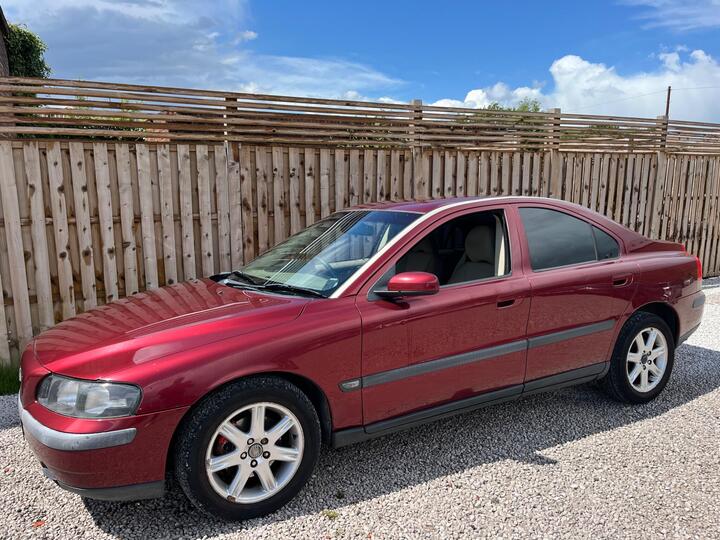 Volvo S60 2.4 D5 S 4dr