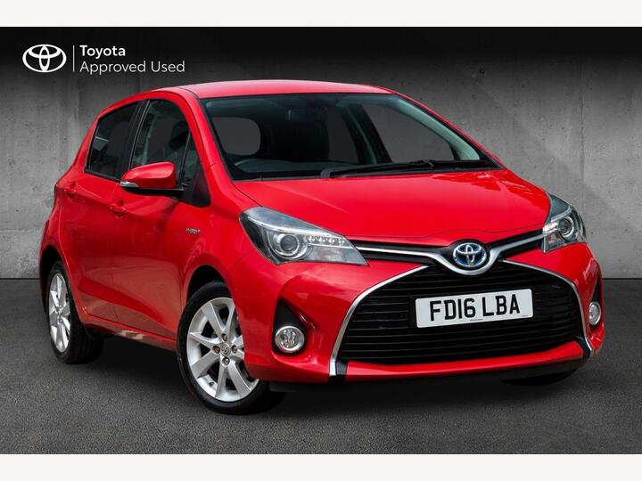 Toyota Yaris 1.5 VVT-h Excel E-CVT Euro 6 5dr (15in Alloy)