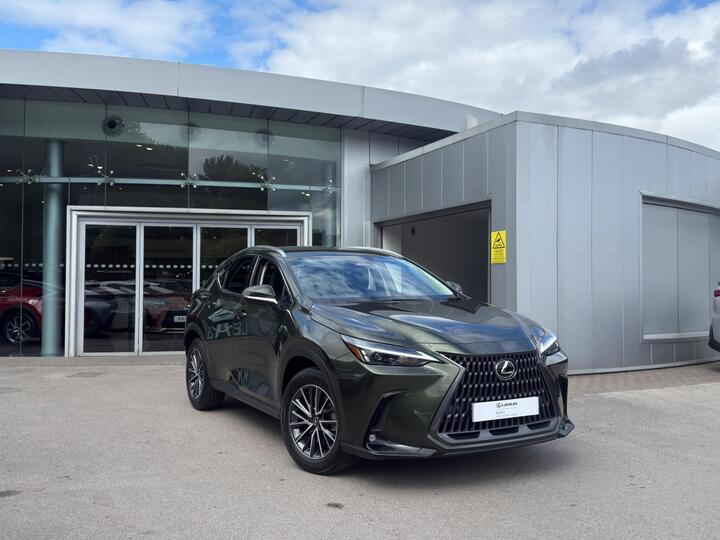 Lexus NX 2.5 450h+ 18.1kWh Premium E-CVT 4WD Euro 6 (s/s) 5dr