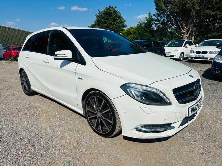 Mercedes-Benz B Class 1.8 B200 CDI BlueEfficiency Sport 7G-DCT Euro 5 (s/s) 5dr