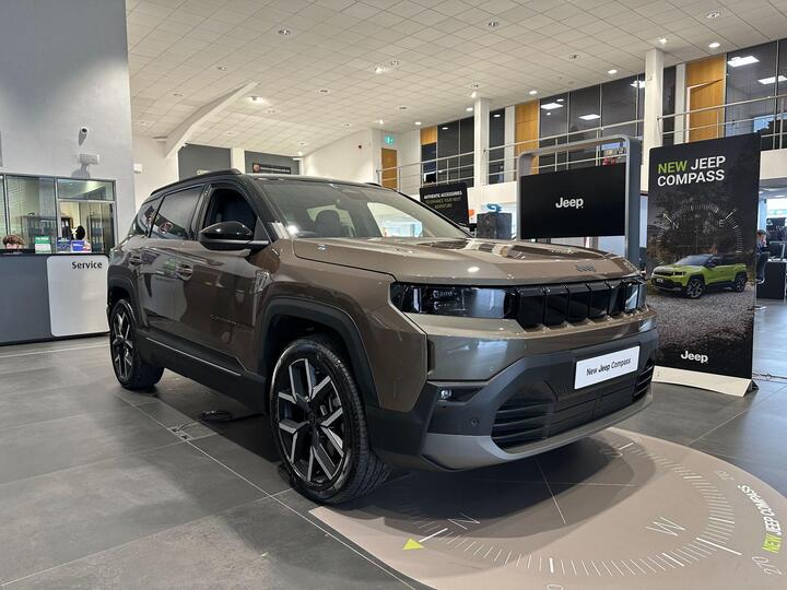 Jeep Compass 74kWh First Edition (22kW Charger) Auto 5dr