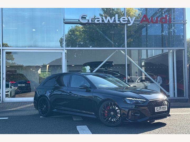 Audi RS4 Avant 2.9 TFSI V6 Carbon Black Tiptronic Quattro Euro 6 (s/s) 5dr Audi RS4 Avant 2.9 TFSI V6 Carbon Black Tiptronic Quattro Euro 6 (s/s) 5dr
