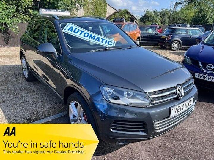 Volkswagen Touareg 3.0 TDI V6 BlueMotion Tech SE Tiptronic 4WD Euro 5 (s/s) 5dr Volkswagen Touareg 3.0 TDI V6 BlueMotion Tech SE Tiptronic 4WD Euro 5 (s/s) 5dr