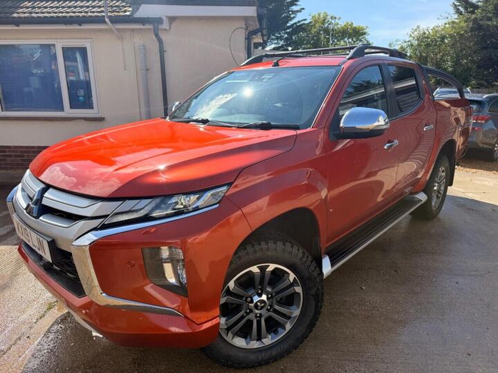 Mitsubishi L200 2.2 DI-D DC Barbarian X Auto 4WD Euro 6 (s/s) 4dr