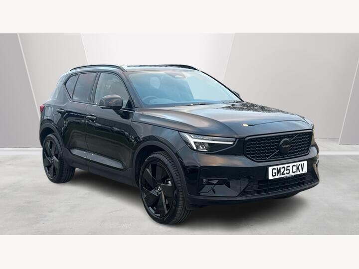Volvo XC40 2.0 B3 MHEV Plus Black Edition DCT Auto Euro 6 (s/s) 5dr