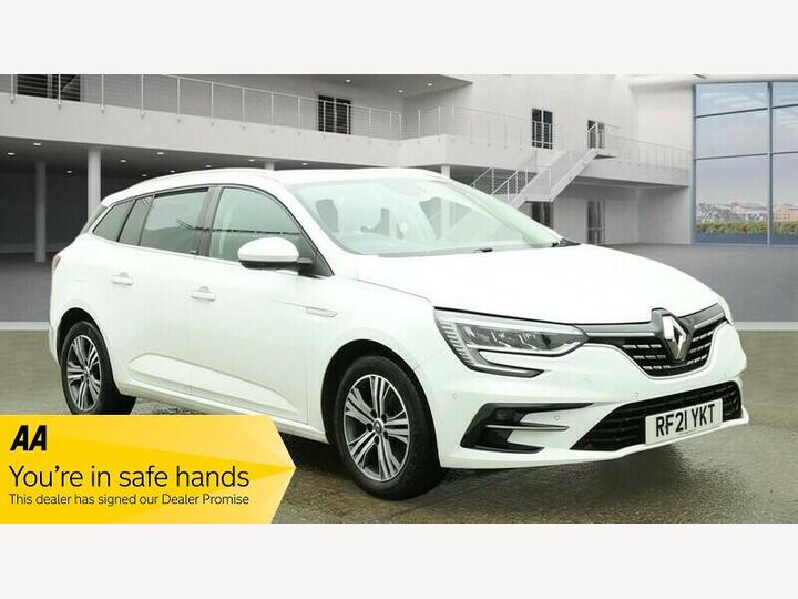 Renault Megane 1.6 E-TECH 9.8kWh Iconic Sport Tourer Auto Euro 6 (s/s) 5dr