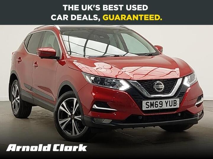 Nissan Qashqai 1.3 DIG-T N-Connecta Euro 6 (s/s) 5dr