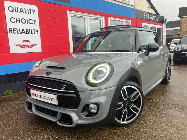 MINI Hatch 2.0 Cooper S Sport Steptronic Euro 6 (s/s) 3dr