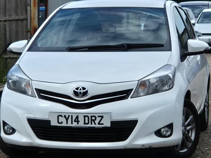 Toyota Yaris 1.33 Dual VVT-i Icon Plus Euro 5 5dr