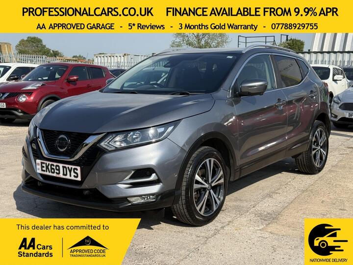 Nissan Qashqai 1.3 DIG-T N-Connecta Euro 6 (s/s) 5dr