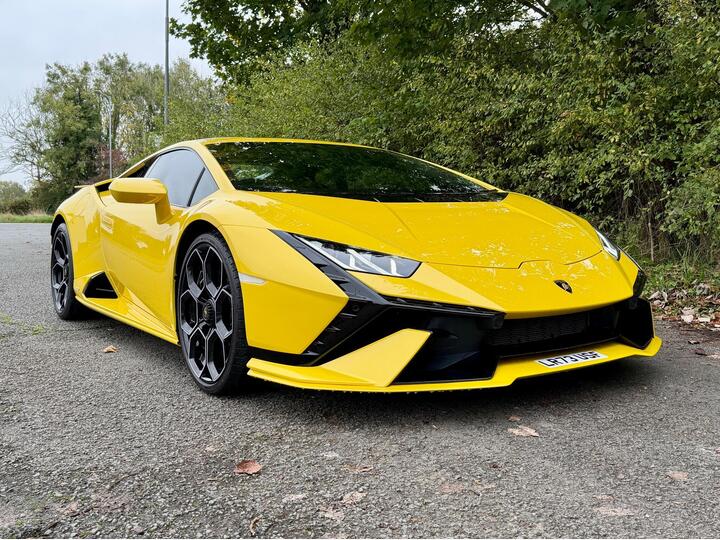 Lamborghini Huracan 5.2 V10 LP 640-2 Tecnica LDF Euro 6 (s/s) 2dr Lamborghini Huracan 5.2 V10 LP 640-2 Tecnica LDF Euro 6 (s/s) 2dr