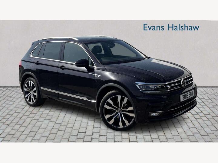 Volkswagen TIGUAN DIESEL ESTATE 2.0 TDI R-Line Tech DSG Euro 6 (s/s) 5dr Volkswagen TIGUAN DIESEL ESTATE 2.0 TDI R-Line Tech DSG Euro 6 (s/s) 5dr