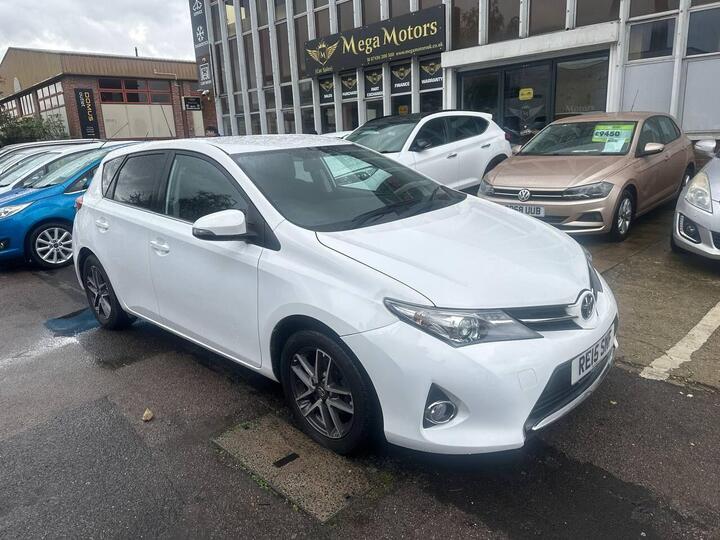 Toyota Auris 1.6 V-Matic Icon Plus Euro 5 5dr