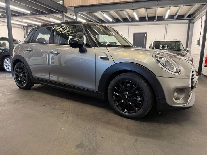 MINI Hatch 1.5 Cooper Classic Euro 6 (s/s) 5dr