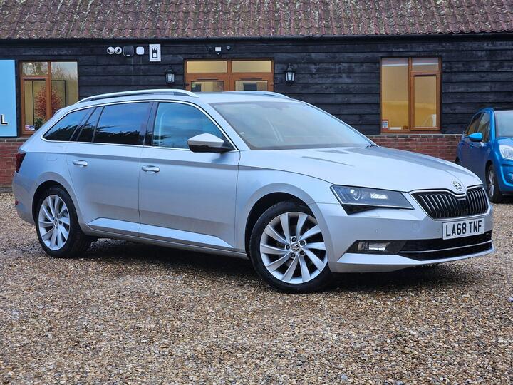 Skoda Superb 2.0 TDI SE L Executive DSG Euro 6 (s/s) 5dr Skoda Superb 2.0 TDI SE L Executive DSG Euro 6 (s/s) 5dr
