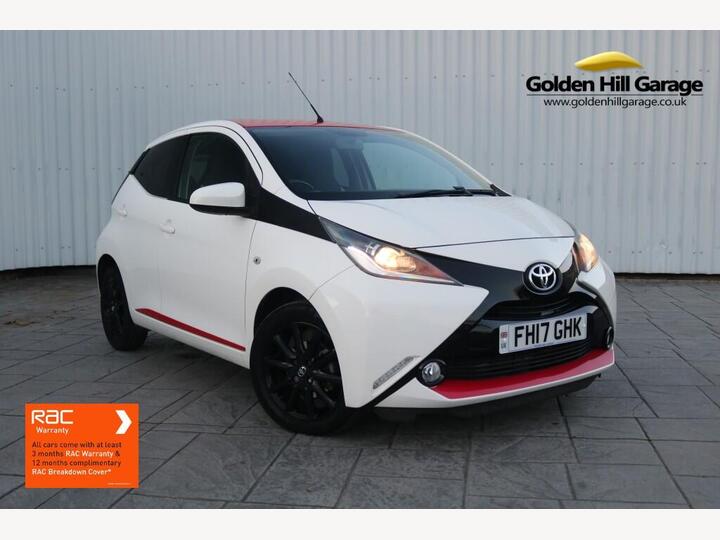 Toyota AYGO HATCHBACK 1.0 VVT-i X-press X-shift Euro 6 5dr Toyota AYGO HATCHBACK 1.0 VVT-i X-press X-shift Euro 6 5dr