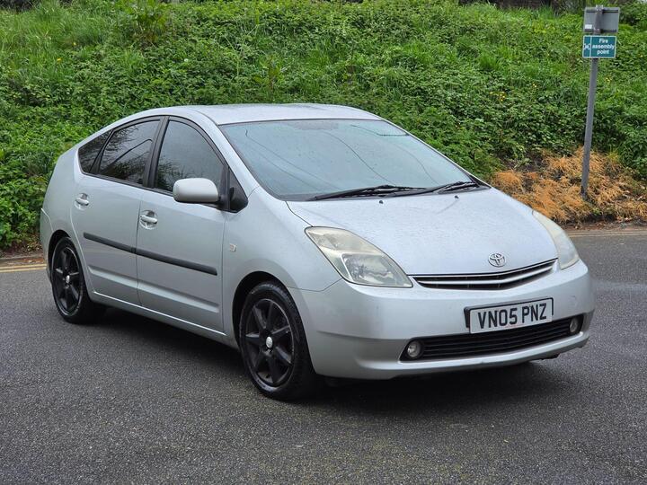 Toyota Prius 1.5 T Spirit CVT 5dr