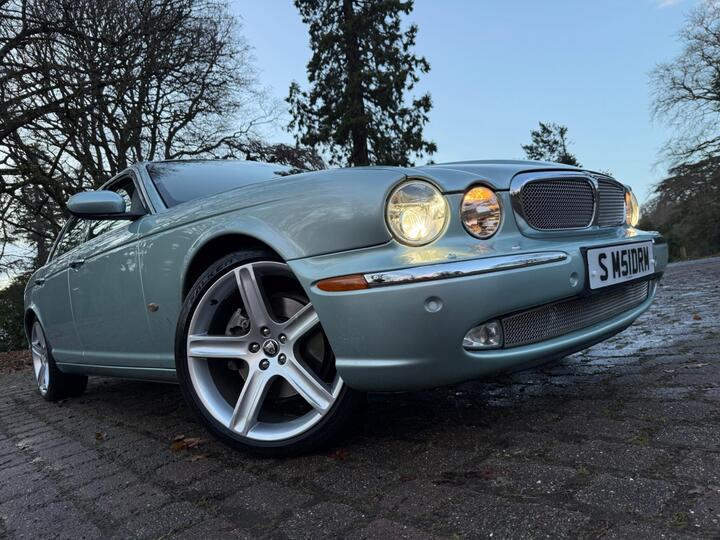 Jaguar XJ 2.7 TDVi Sovereign 4dr
