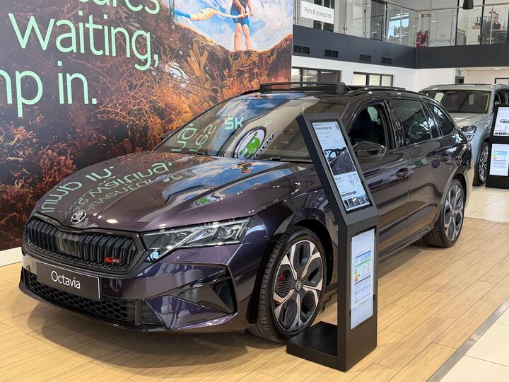 Skoda Octavia 2.0 TSI VRS DSG Euro 6 (s/s) 5dr