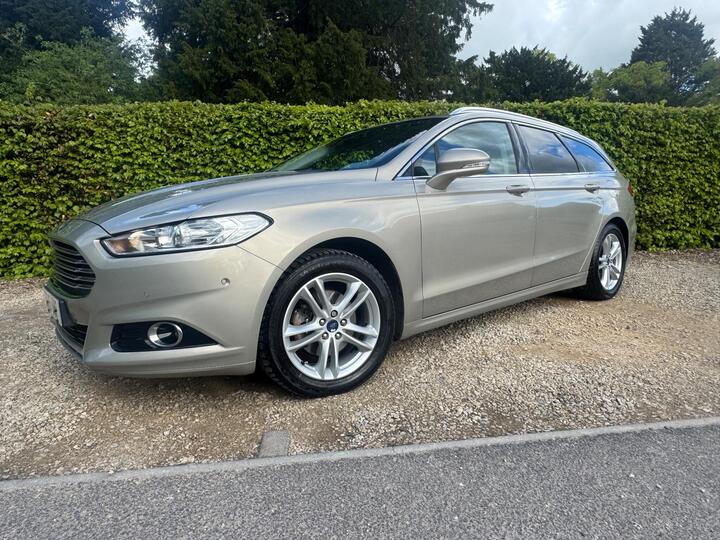 Ford Mondeo 2.0 TDCi Titanium Powershift Euro 6 (s/s) 5dr