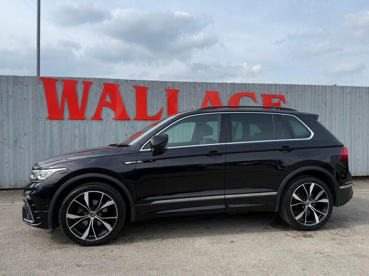 Volkswagen TIGUAN 1.5 TSI R-Line DSG Euro 6 (s/s) 5dr Volkswagen TIGUAN 1.5 TSI R-Line DSG Euro 6 (s/s) 5dr