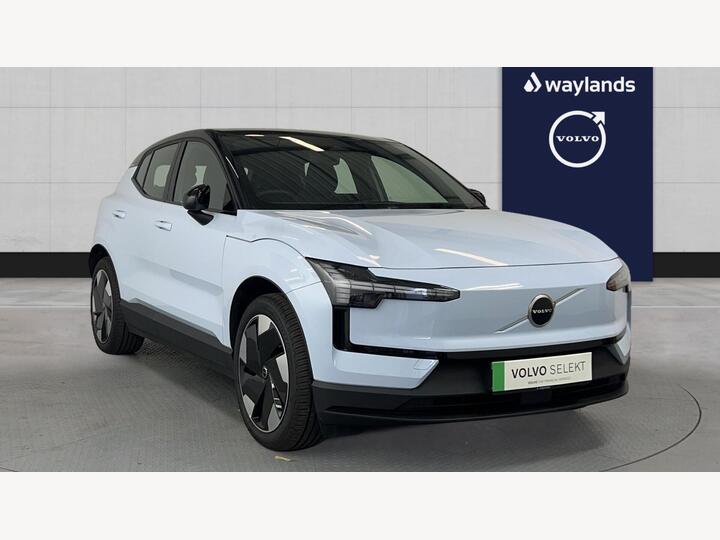 Volvo EX30 Twin Performance 69kWh Plus Auto AWD 5dr