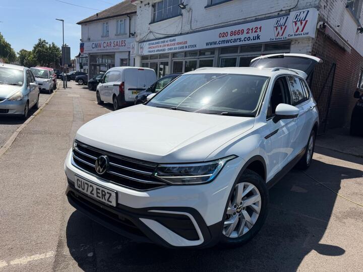 Volkswagen Tiguan Allspace 1.5 TSI Life Euro 6 (s/s) 5dr Volkswagen Tiguan Allspace 1.5 TSI Life Euro 6 (s/s) 5dr