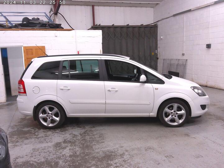 Vauxhall Zafira 1.6 16V Exclusiv Euro 5 5dr