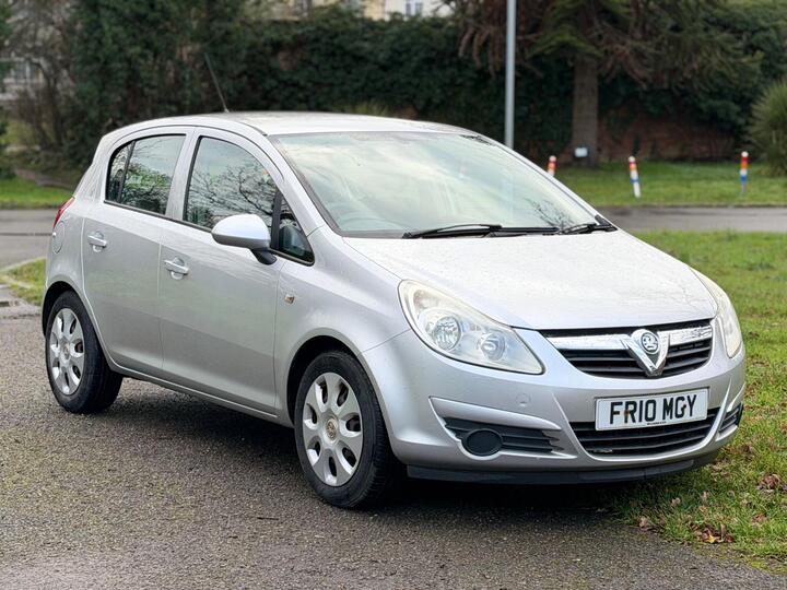 Vauxhall Corsa 1.4i 16v Exclusiv 5dr