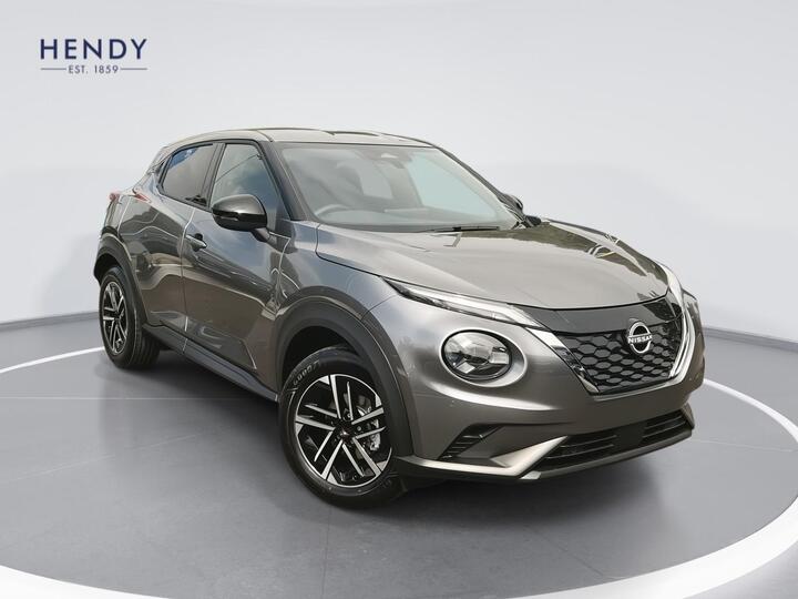 Nissan JUKE 1.6 N-Connecta Auto Euro 6 5dr