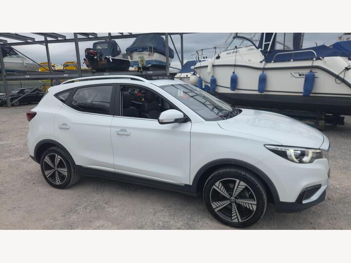 MG MG ZS 44.5kWh Exclusive Auto 5dr