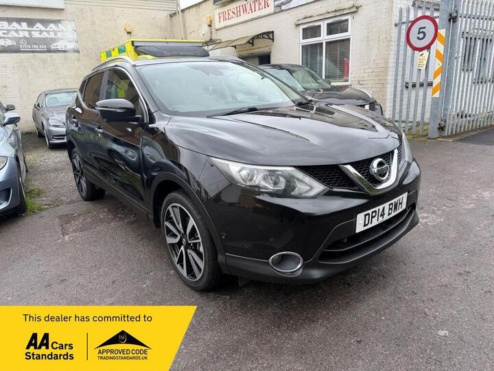 Nissan Qashqai 1.2 DIG-T Tekna 2WD Euro 5 (s/s) 5dr