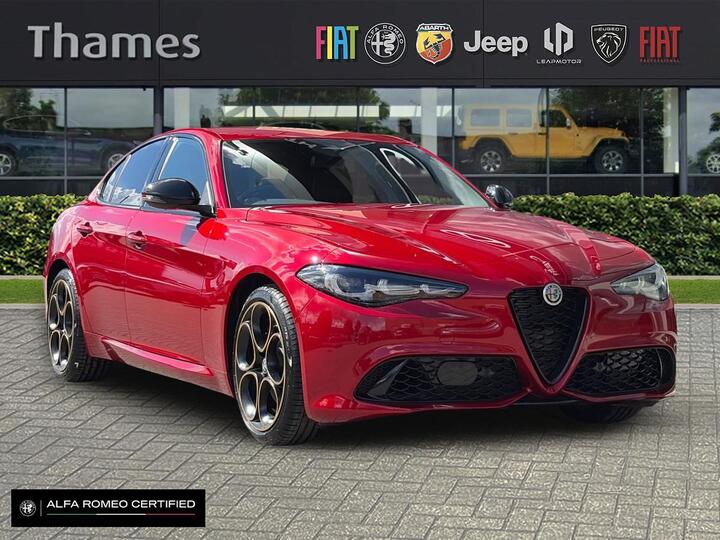 Alfa Romeo Giulia 2.0T Intensa Auto Euro 6 (s/s) 4dr