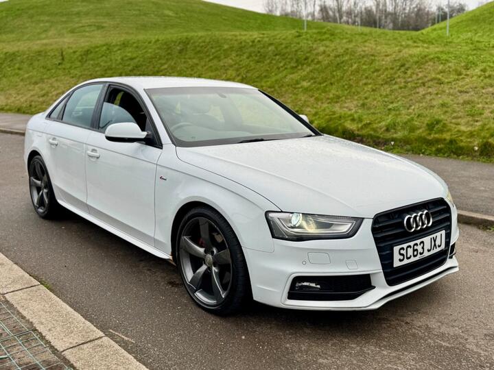 Audi A4 2.0 TDI Black Edition Multitronic Euro 5 (s/s) 4dr